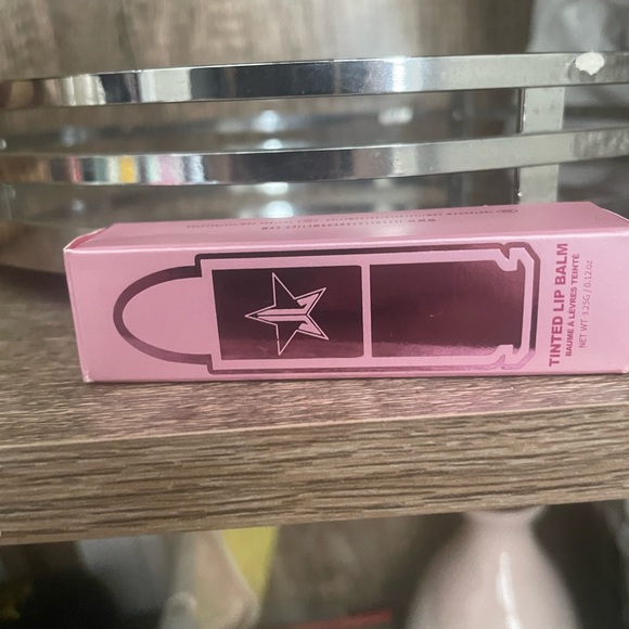 Jeffree Star Tinted Lip Balm in Cowboys Kiss - Picture 3 of 3